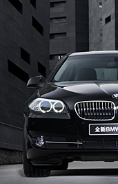 BMW 523Liͼ